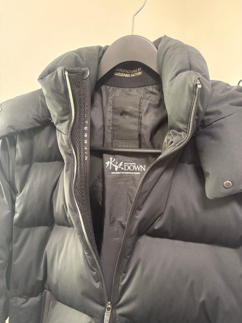 DESCENTE ALLTERRAIN 水沢ダウン ANCHOR 黒 Lサイズ