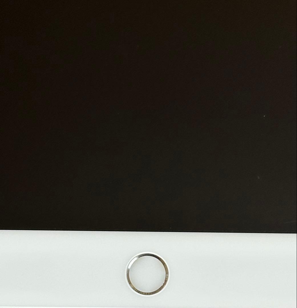 【整備済新品】Apple iPad (第6世代) 32GB シルバー A1954