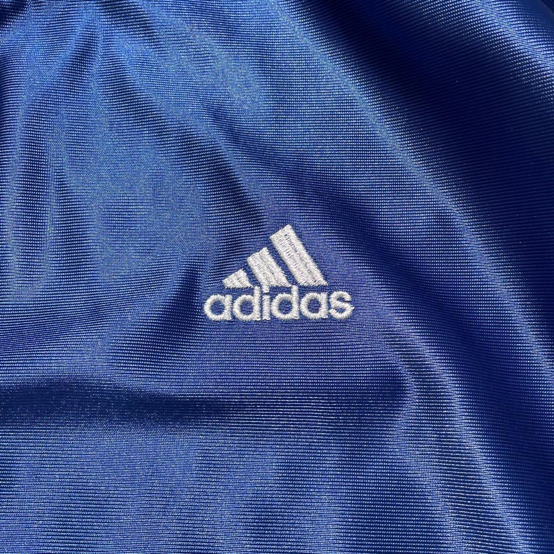 90s~00s adidas ロゴ刺繍 ツヤあり生地 大きめ 古着 アップウェア