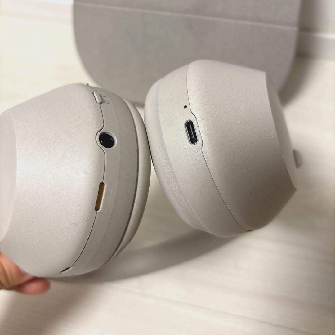 【値下げしました】SONY WH-1000XM5 ヘッドフォン プラチナシルバー