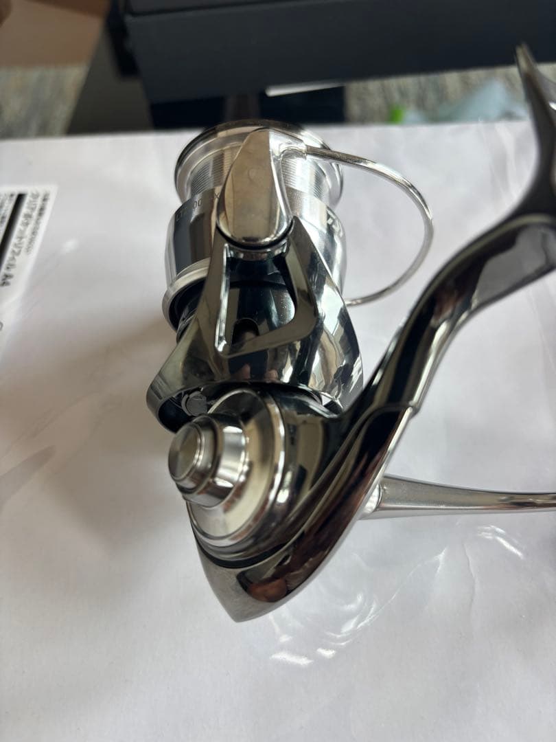 週末値引き22EXIST LT2500S-XH スピニングリール