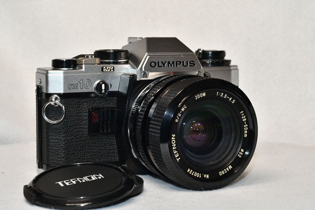 《動作品》OLYMPUS OM10+ZOOMレンズ a414