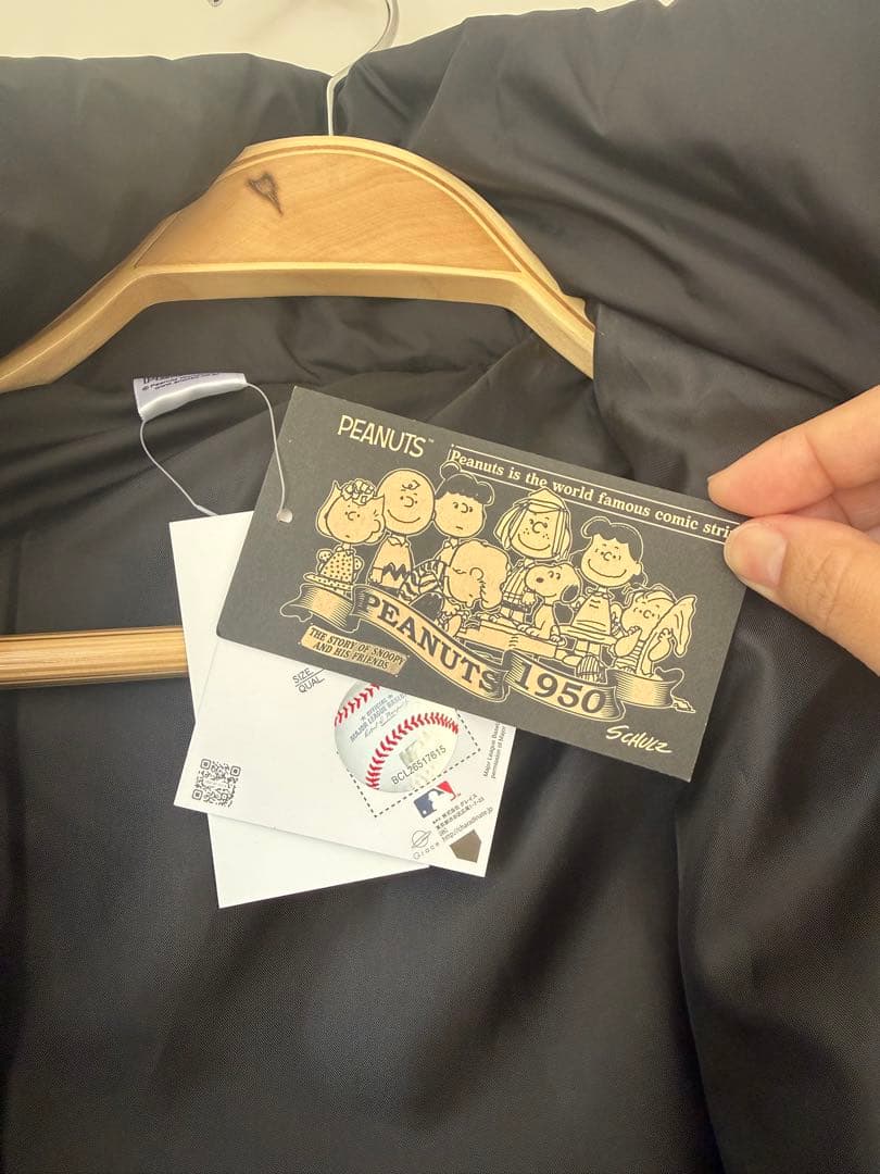 ドジャース　PEANUTS スヌーピー ブラック ジャケット