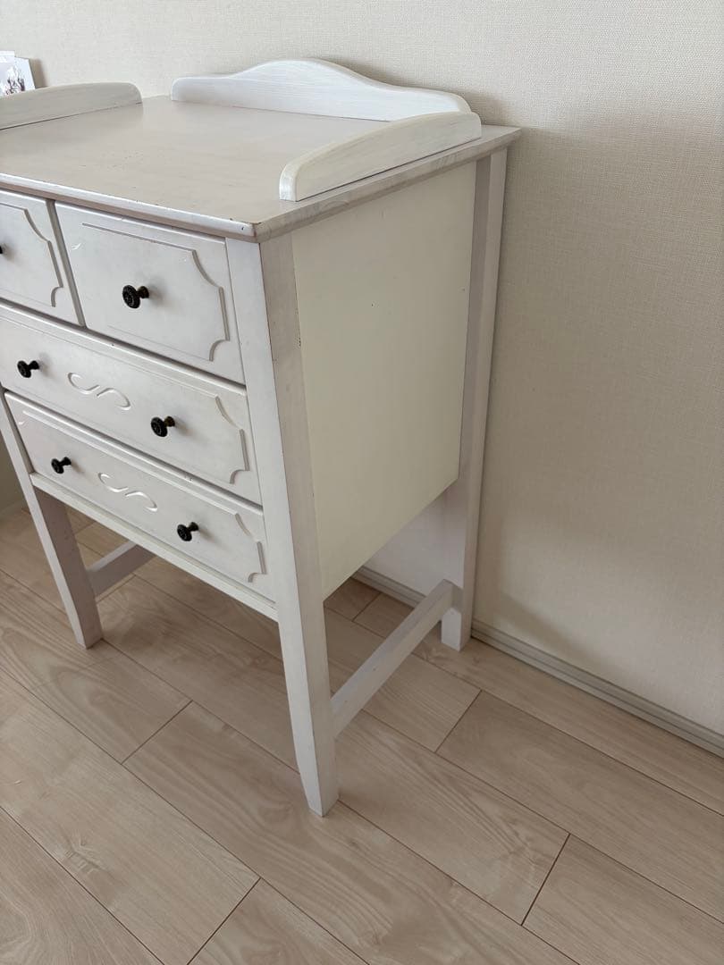 ヴィンテージホワイト木製チェスト