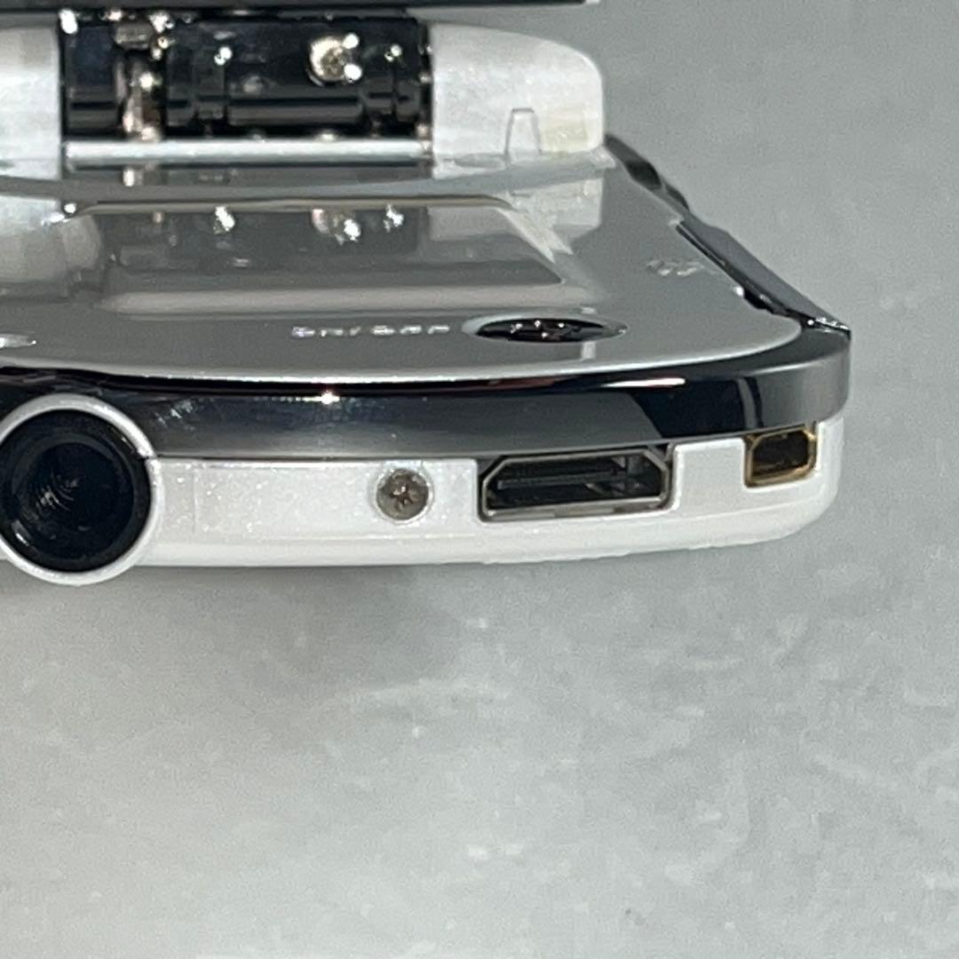 ☆極美品☆SANYOデジタルムービーカメラXacti DMX-CG100ホワイト