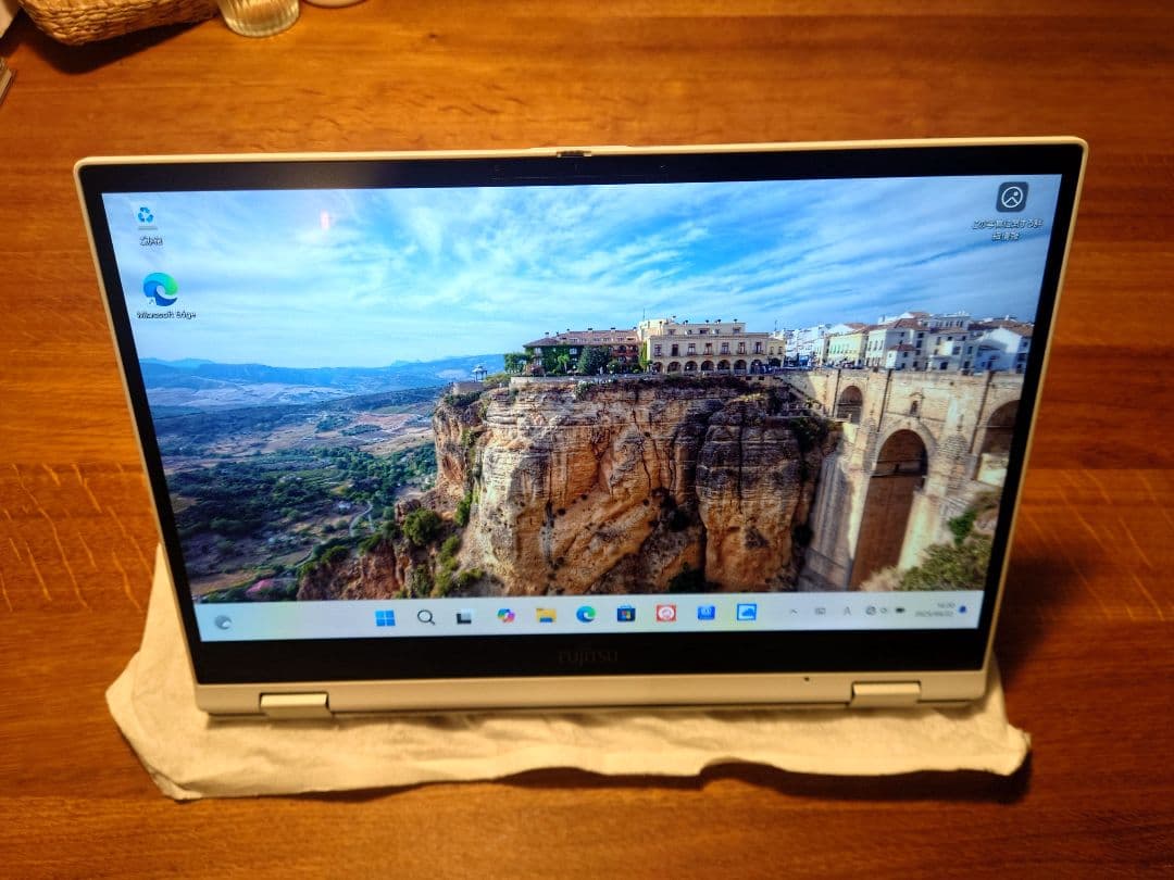 FMV LIFEBOOK WU3/J3 ほぼ未使用