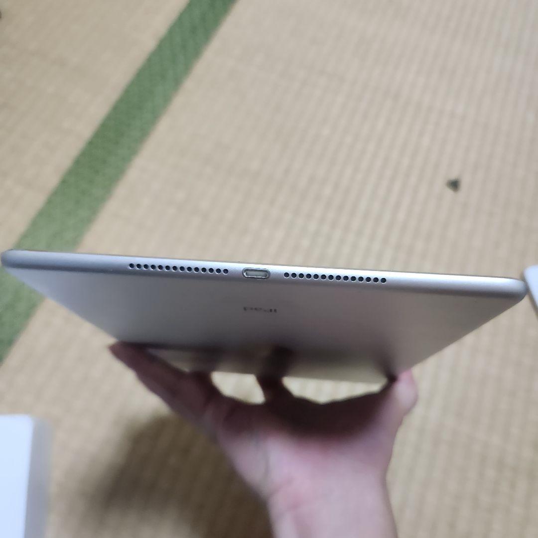 Apple iPad 第7世代32GBバッテリー容量96% SIMフリー