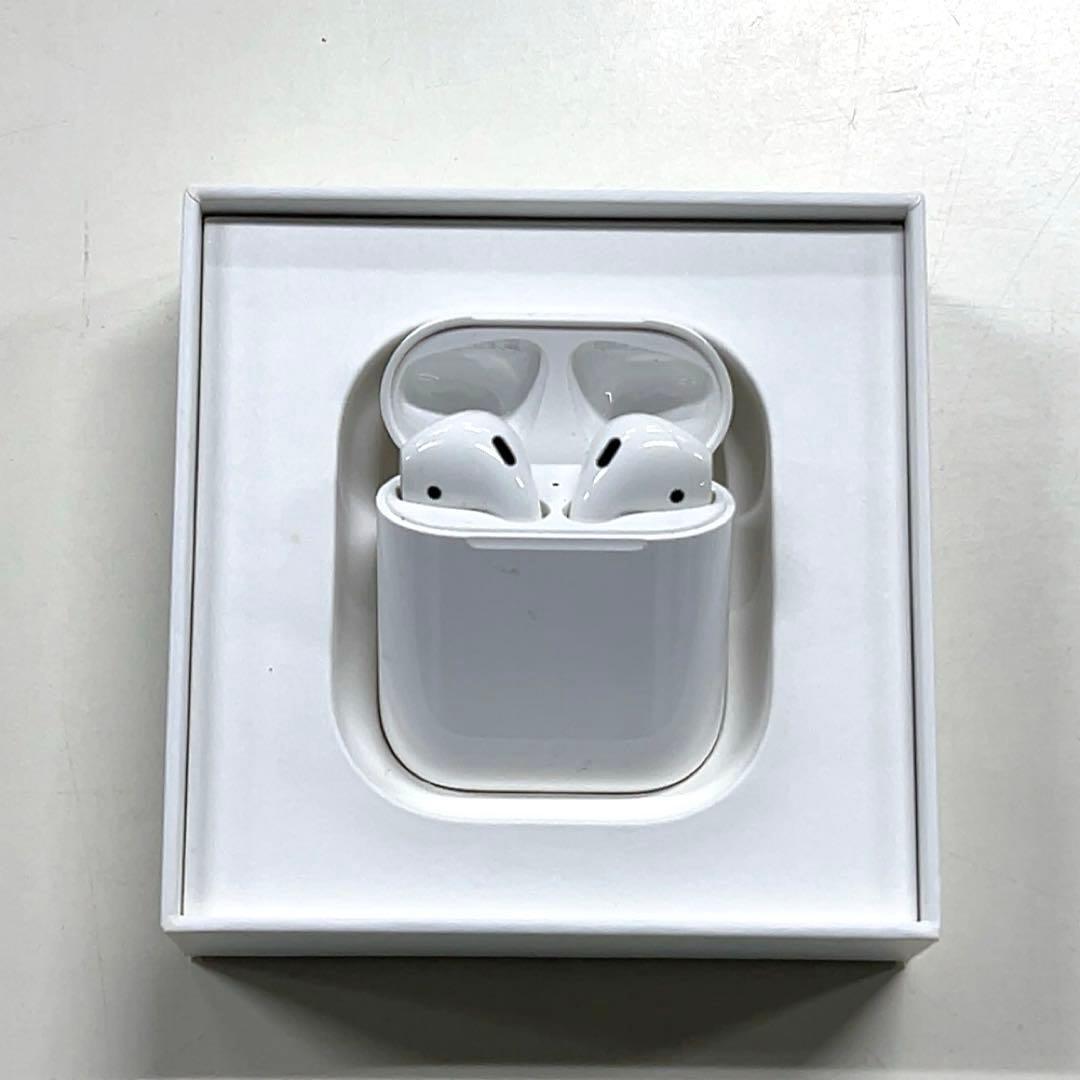 Apple AirPods 第2世代 充電ケース付き 純正 ワイヤレスイヤホン