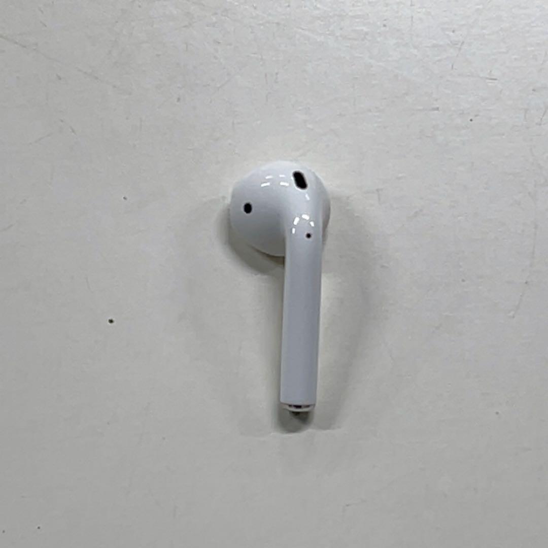 Apple AirPods 第2世代 充電ケース付き 純正 ワイヤレスイヤホン