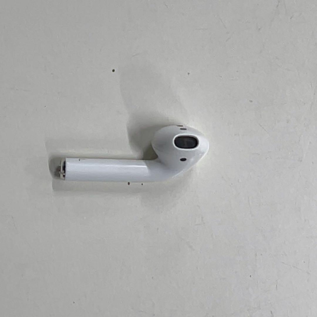 Apple AirPods 第2世代 充電ケース付き 純正 ワイヤレスイヤホン