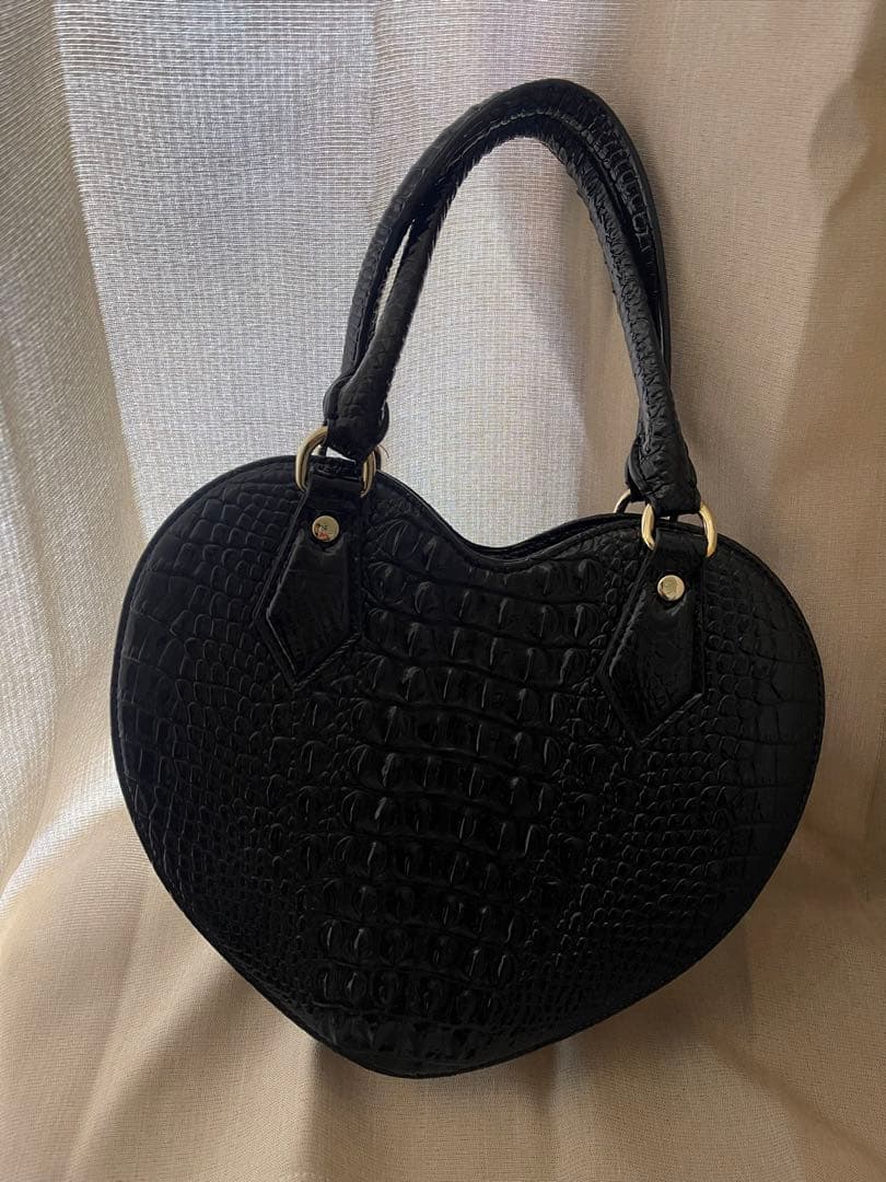 Vivienne Westwood ハート型ハンドバッグ　2wayショルダー美品