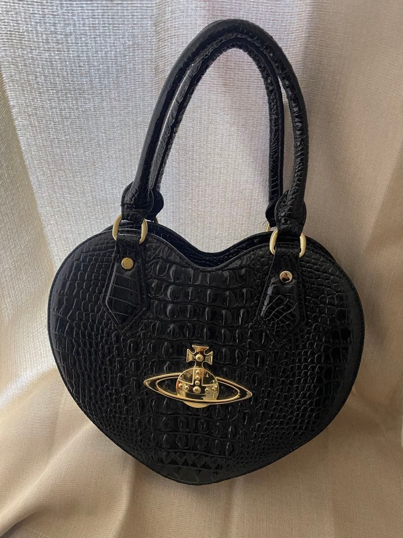 Vivienne Westwood ハート型ハンドバッグ　2wayショルダー美品