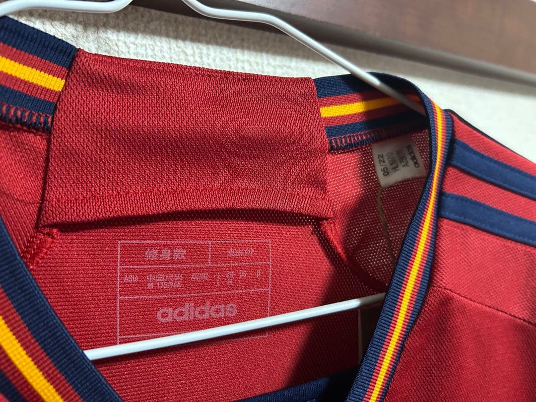 値下げ中 早い者勝ち　スペイン代表 2022年ワールドカップモデル 新品タグ付き