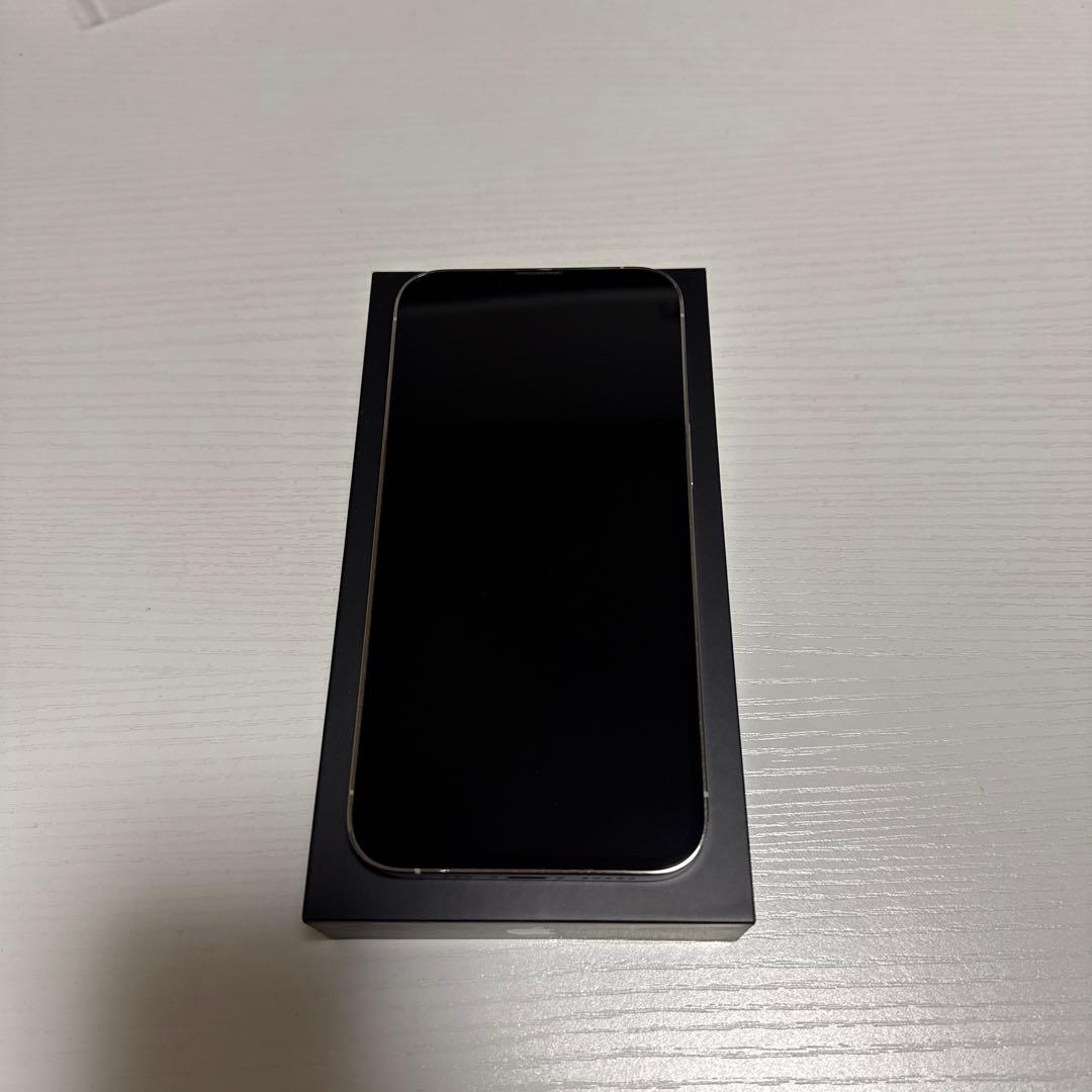 iPhone 13 pro シルバー 256GB SIMフリー 本体