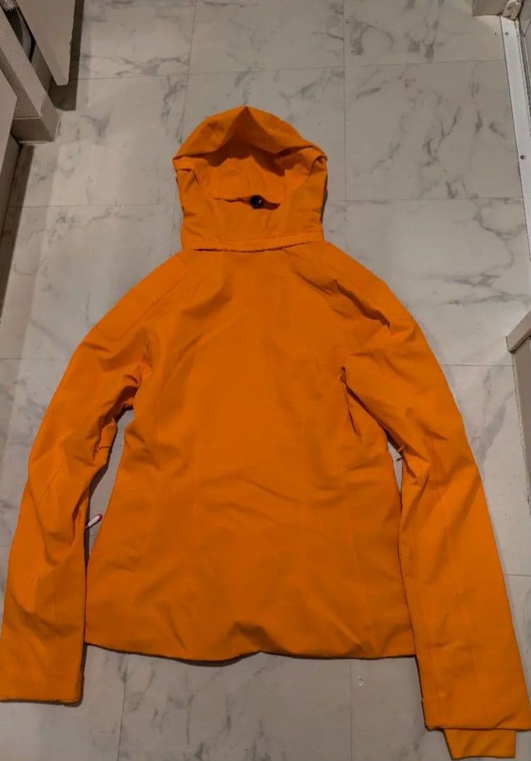 今日だけ値下げフェニックスレディース スキーウェア L 新品タグつき