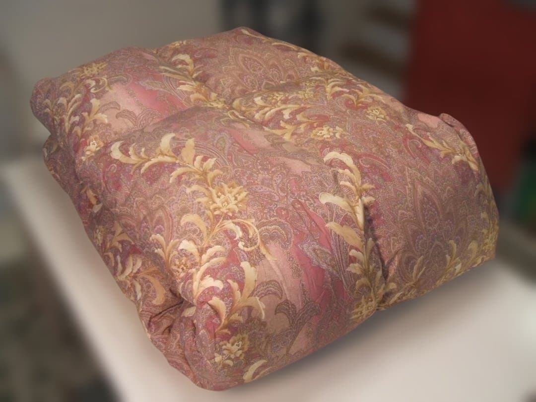 （ダブル）新品＊三ツ星＊日本羽毛協同組合保証＊増量１，６キロ入り＊羽毛布団