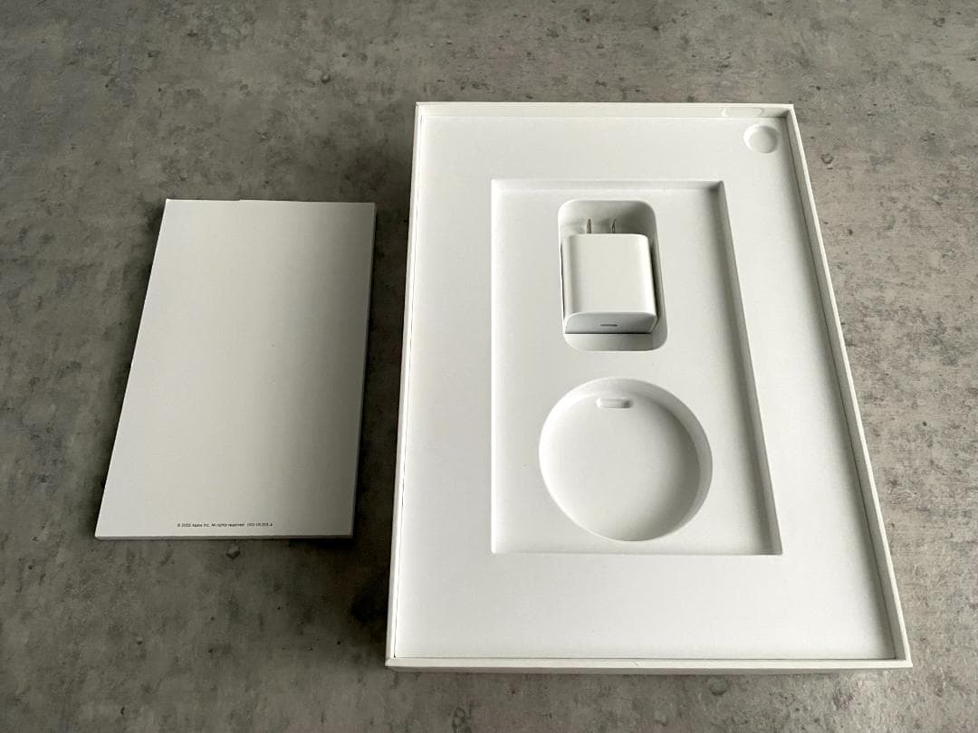 【美品】iPad Air (第5世代) Wi-fi ＋Cellular 64GB