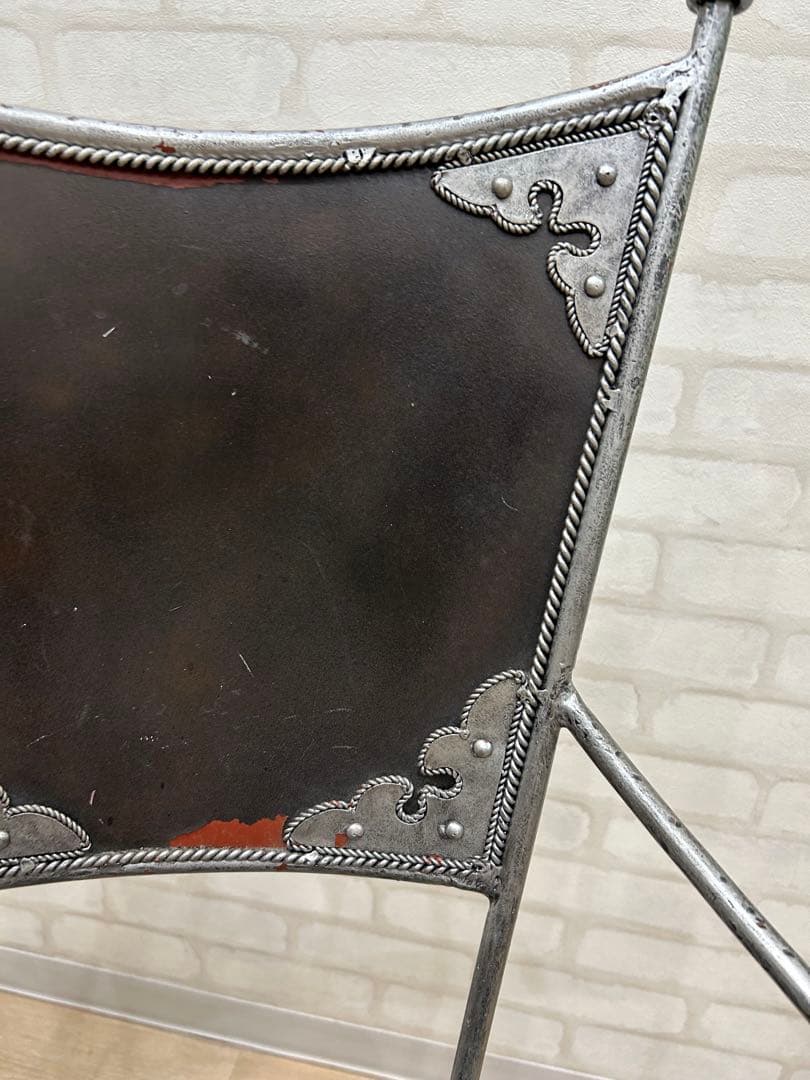 アンティーク調アイアンチェアー