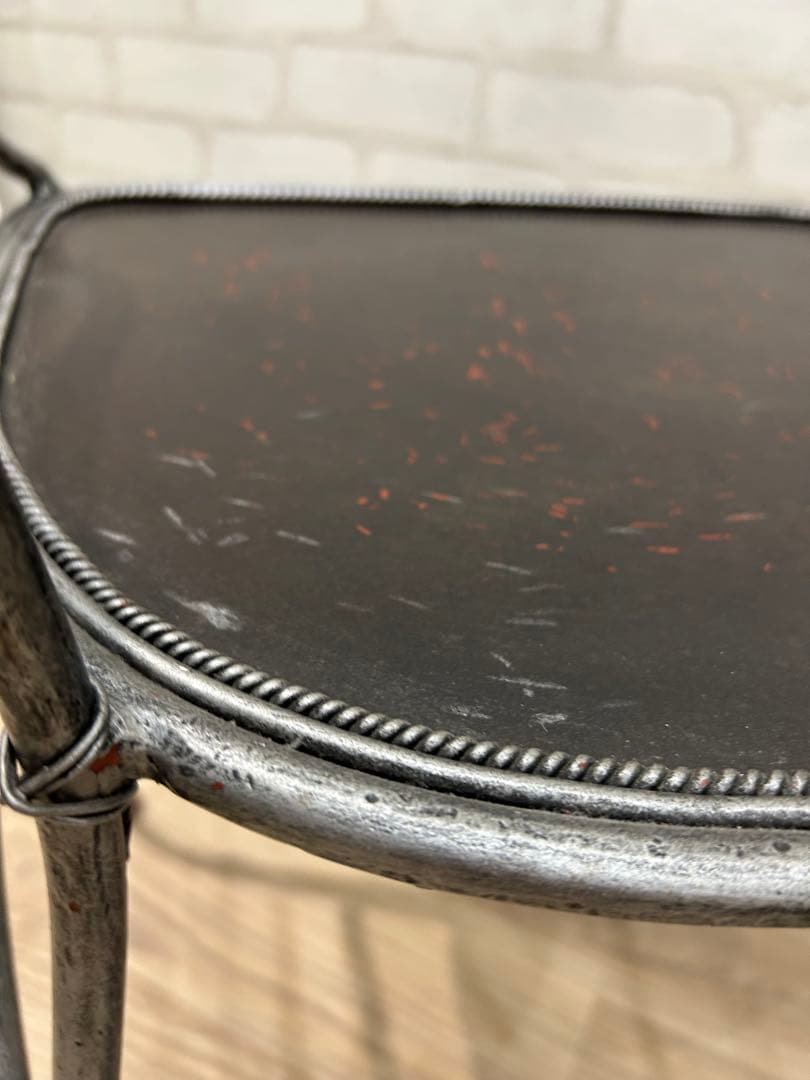 アンティーク調アイアンチェアー