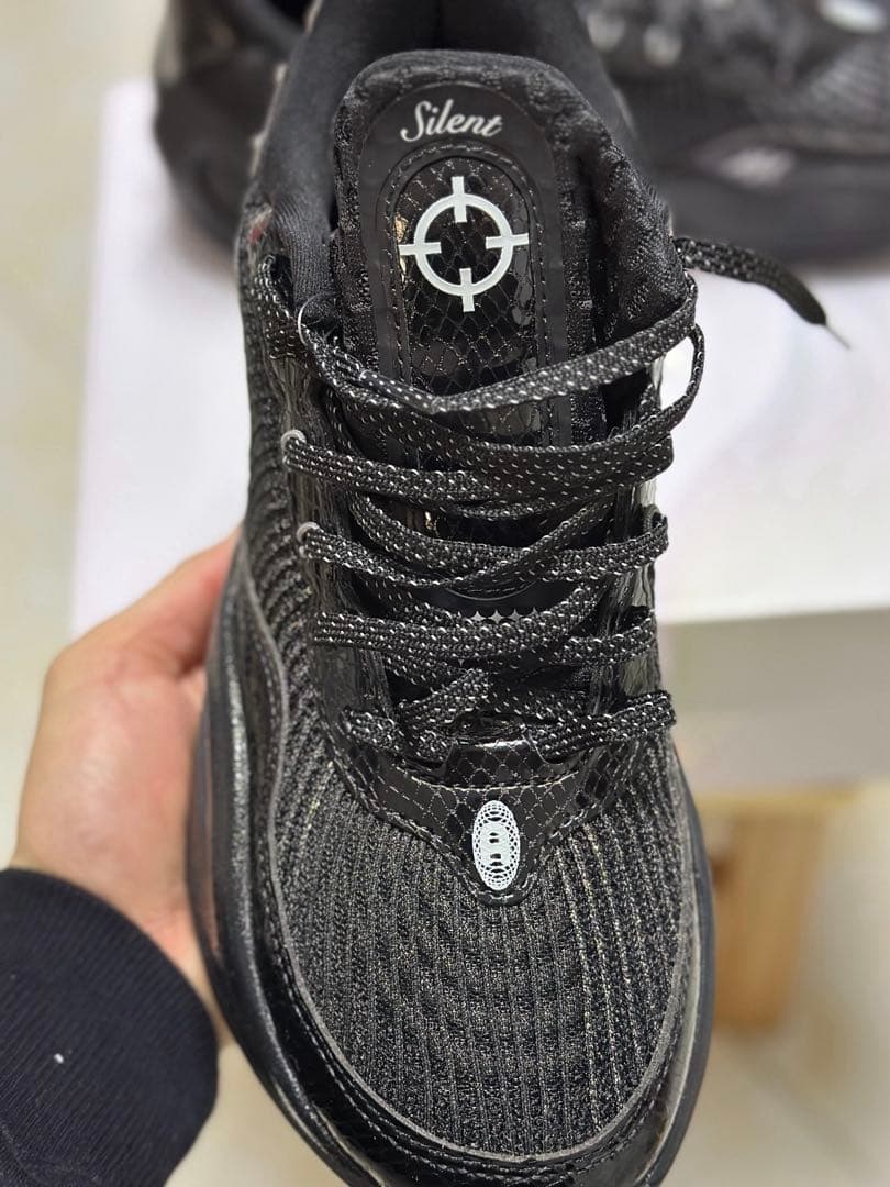 シューズ(男性用) AR1 V2 BLACK 29cm