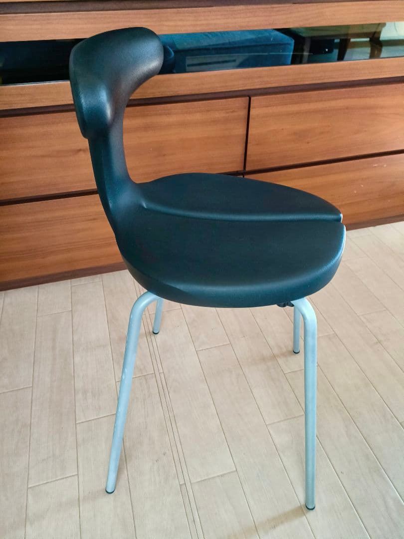 アーユルチェアー　スツール　ブラックＭ　座面高さ49cm &専用耐圧分散マット