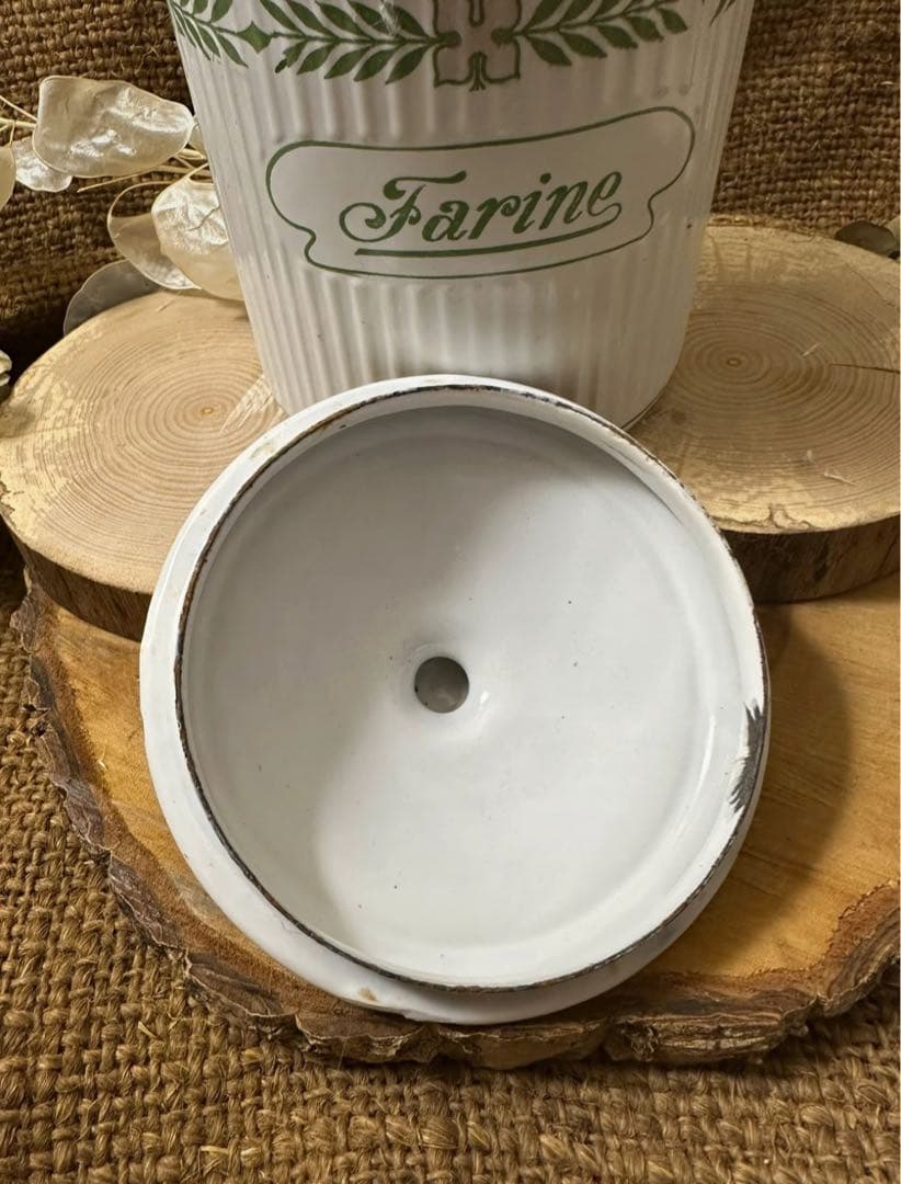 フランスヴィンテージ BB社 ホーローキャニスター　ローレルリース柄