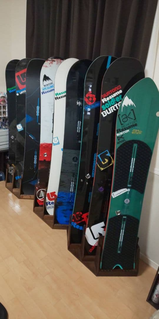 スノーボードディスプレイスタンドラック　３本用カラーウィールナット