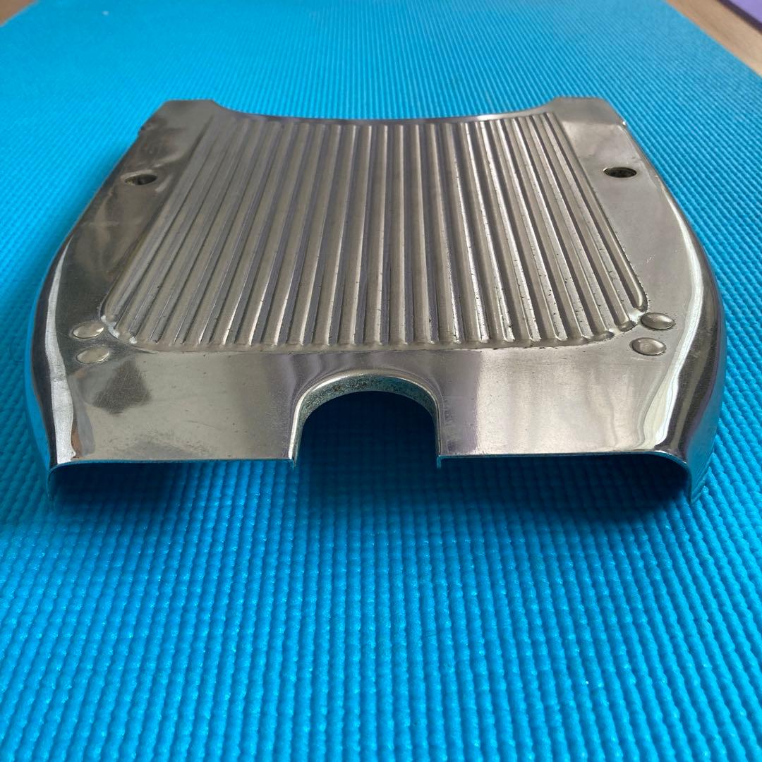 ハーレーショベルヘッド　FLH シート下　フレームカバー