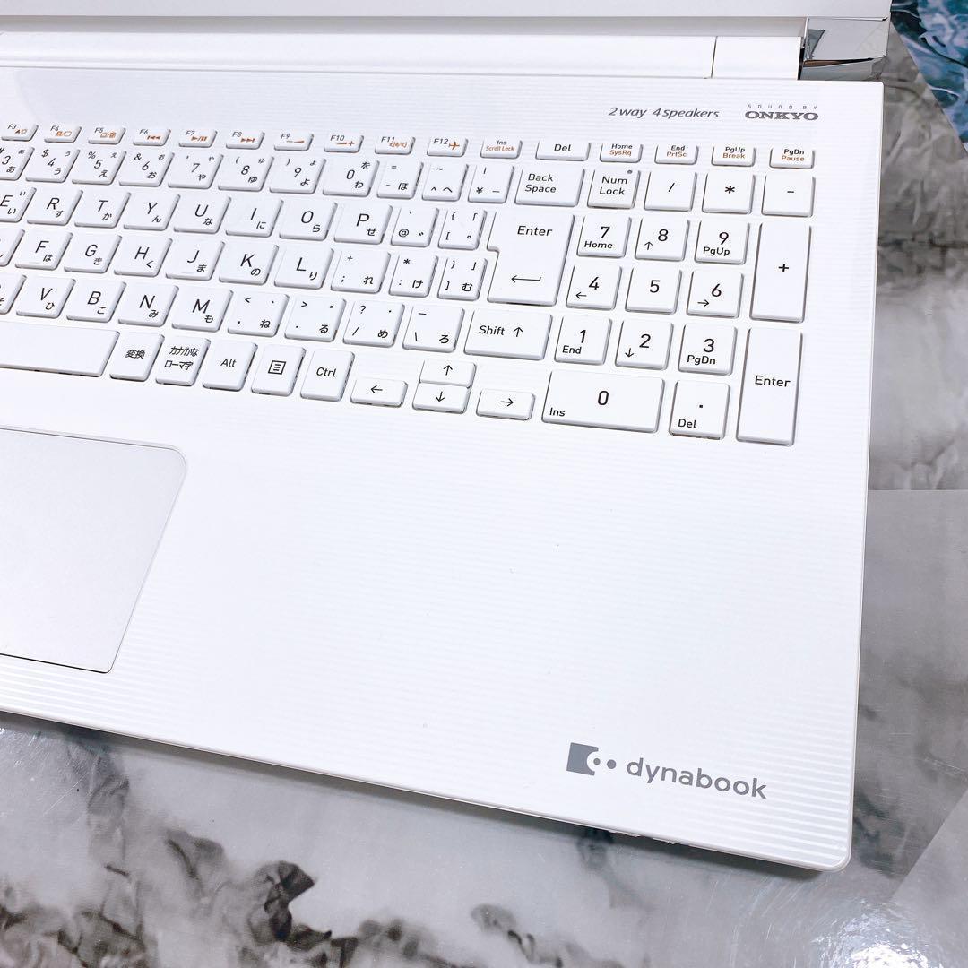 美品✨スノーホワイト✨新品SSD512GB✨カメラ・オフィス付✨ノートパソコン