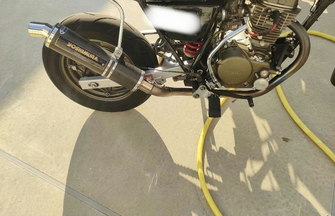 エイプ100 ヨシムラマフラー　ステー付