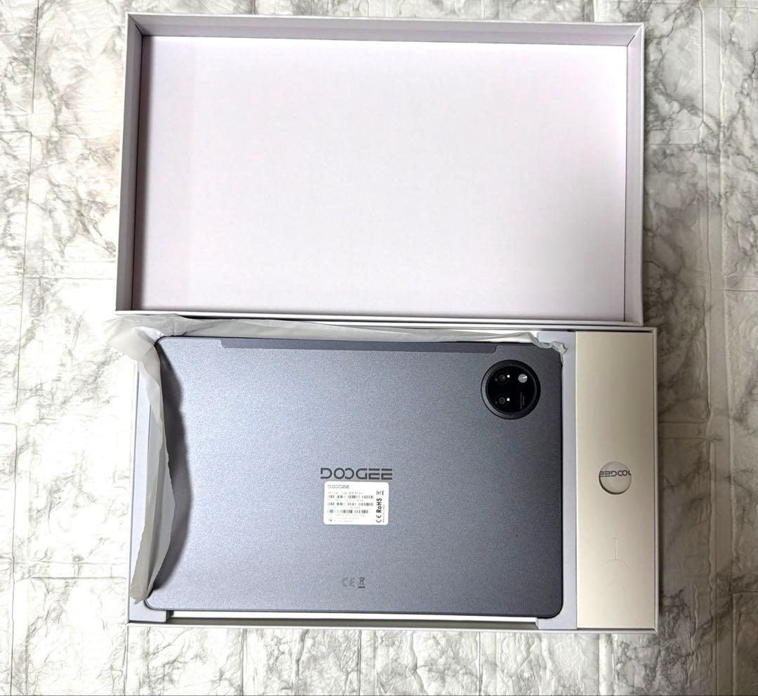 Android 15 タブレット　11インチ　30GB+128GB　8コアCPU