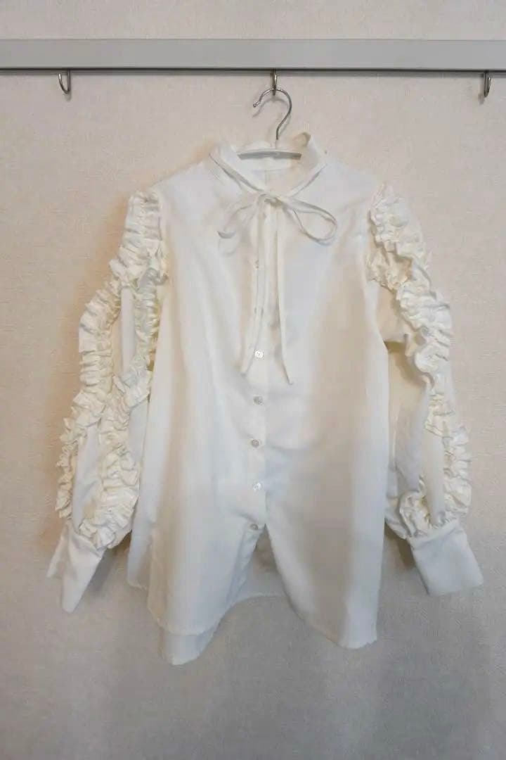 正規品・未使用　Bibiy LONDONBLOUSE