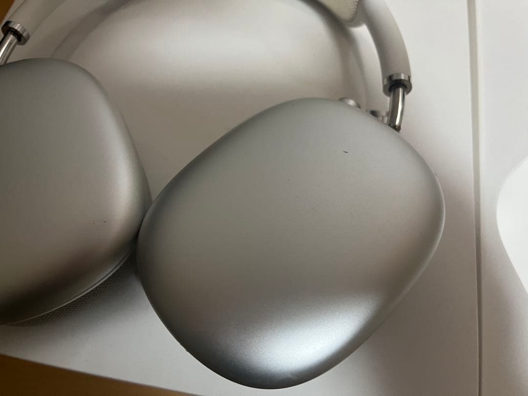 【4/11マデ出品】AirPods Max シルバー 本体　箱あり　カバー付