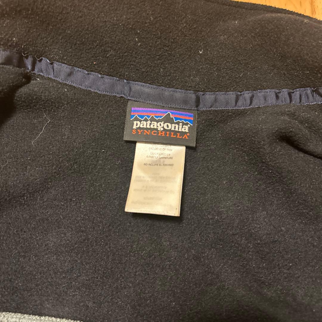 パタゴニア　シンチラベスト　メンズ　XSサイズ ブラック✖️グレー