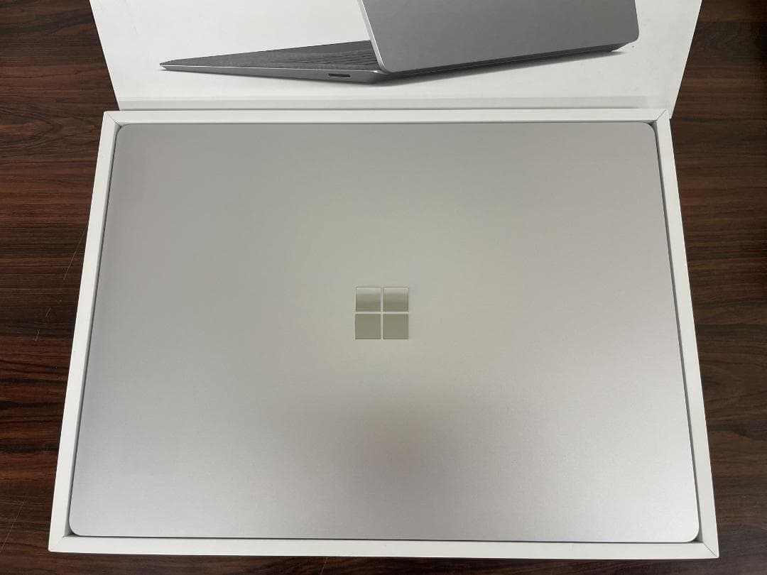 M1 Microsoft Surface Laptop 5 R2I-00020①