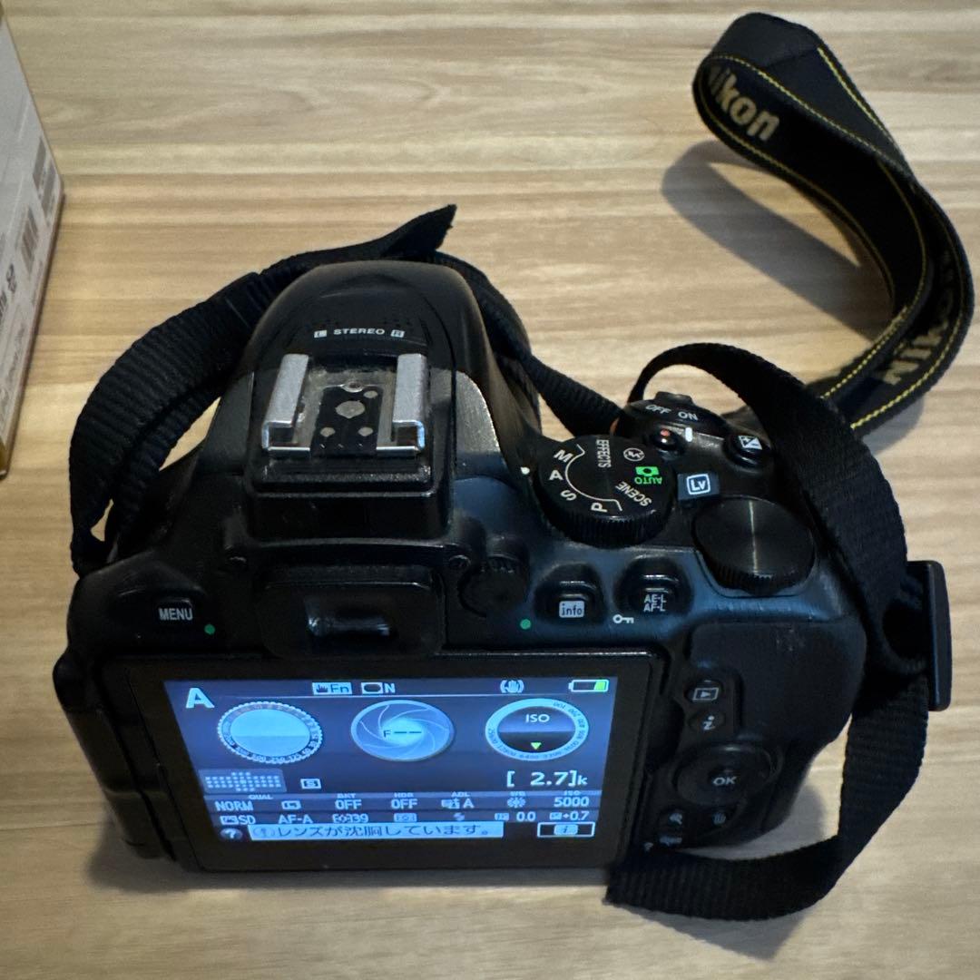 え*む様 Nikon D5600 18-55 VR レンズキット