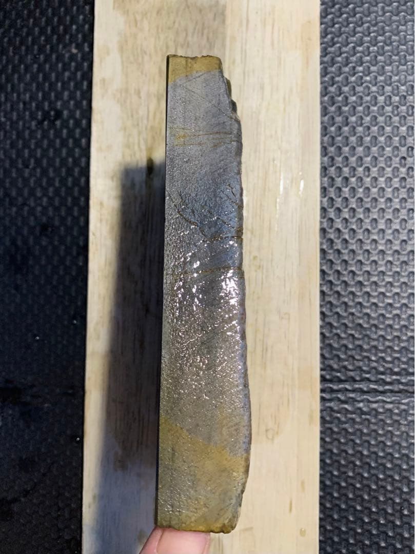 天然砥石　内曇砥　大平山　巣板　赤蓮華　カラス　仕上げ砥石