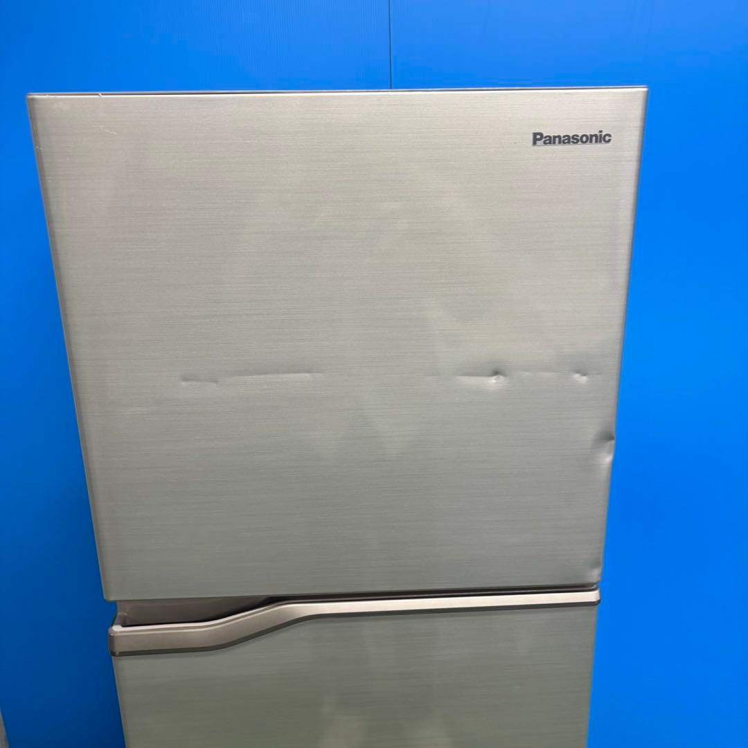 565 パナソニック　中型　冷蔵庫　200L強　1〜5人暮らし用 小型