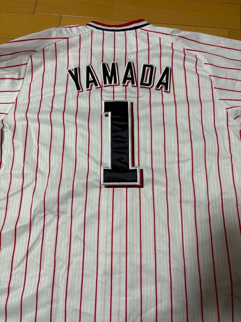 東京ヤクルトスワローズ　ホームユニフォーム　山田哲人　Mサイズ