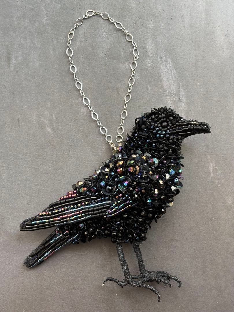 【ハシブトガラス】ビーズ刺繍ブローチバッグチャーム