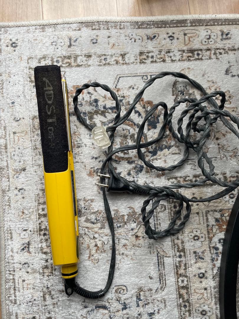 【売り切り】ADST DSR ストレートヘアアイロン イエロー