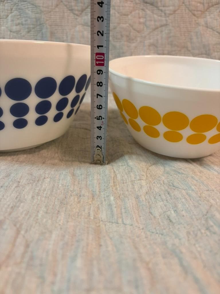 Pyrex Vintage Charm ボウル　２セット