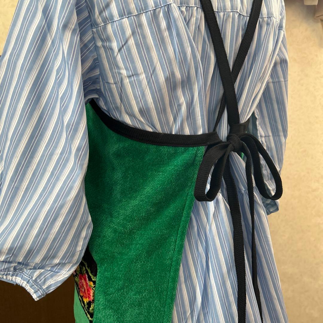 【新品】FEILER(フェイラー) グリーン×黒×マルチ エプロン/花柄