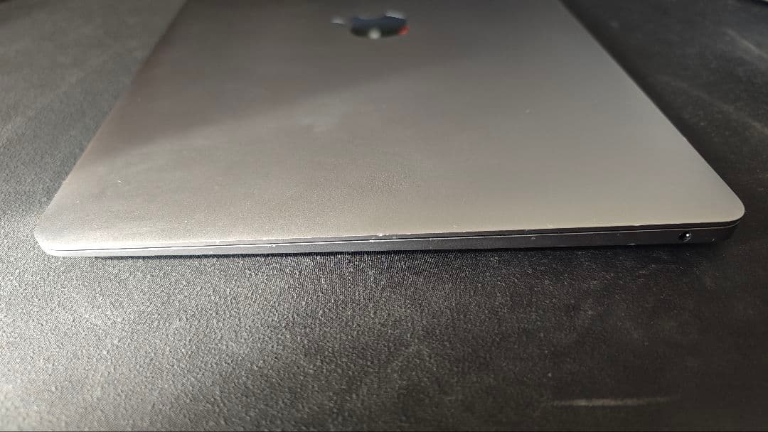 MacBook本体 MacBook Air 2020 i3 16GB 512GB