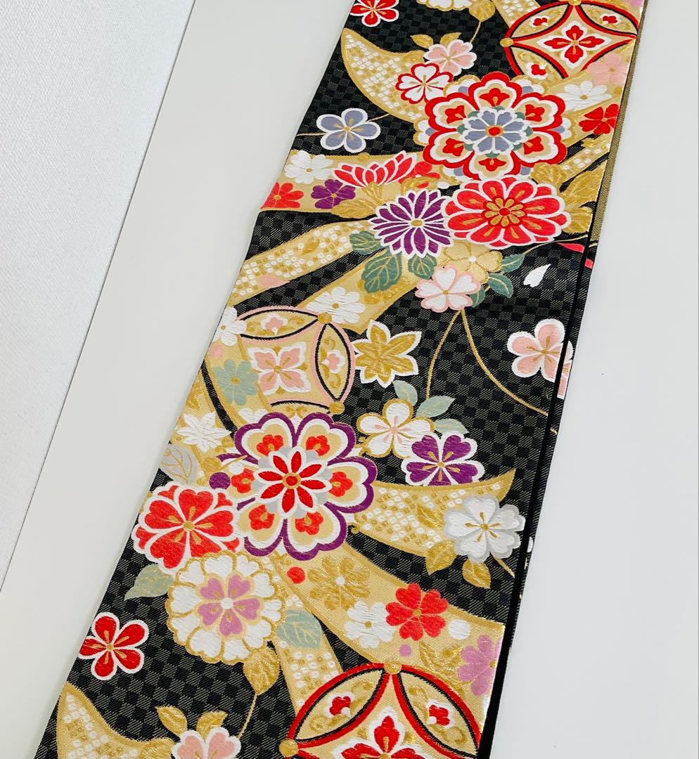 ぐ*ん様 袋帯　振袖用袋帯No.169 黒系　七宝　熨斗　古典華紋様