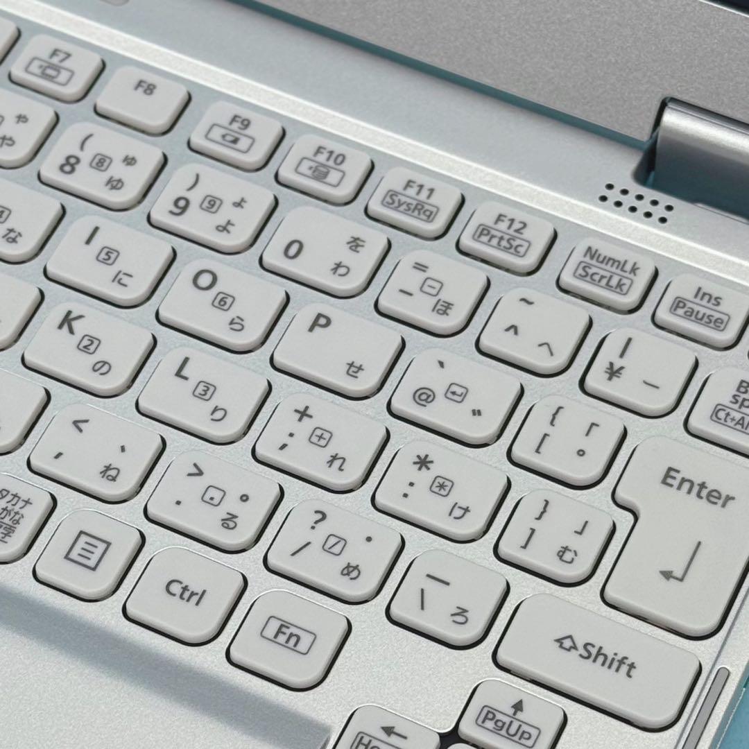 843 極美品 使用290時間 16GB レッツノート QV9 第10世代