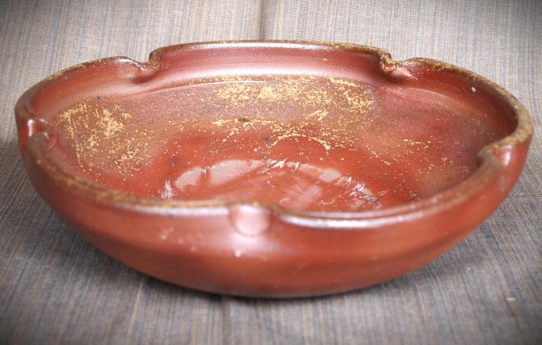 人気作家★藤原喜久代【師：辻清明】備前梅鉢（２３，５ｃｍ）★緋襷★共箱