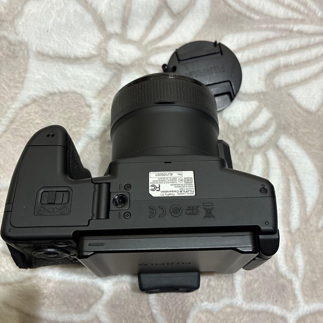 美品　50倍ズーム　FUJIFILM FinePix（ファインピックス） S1