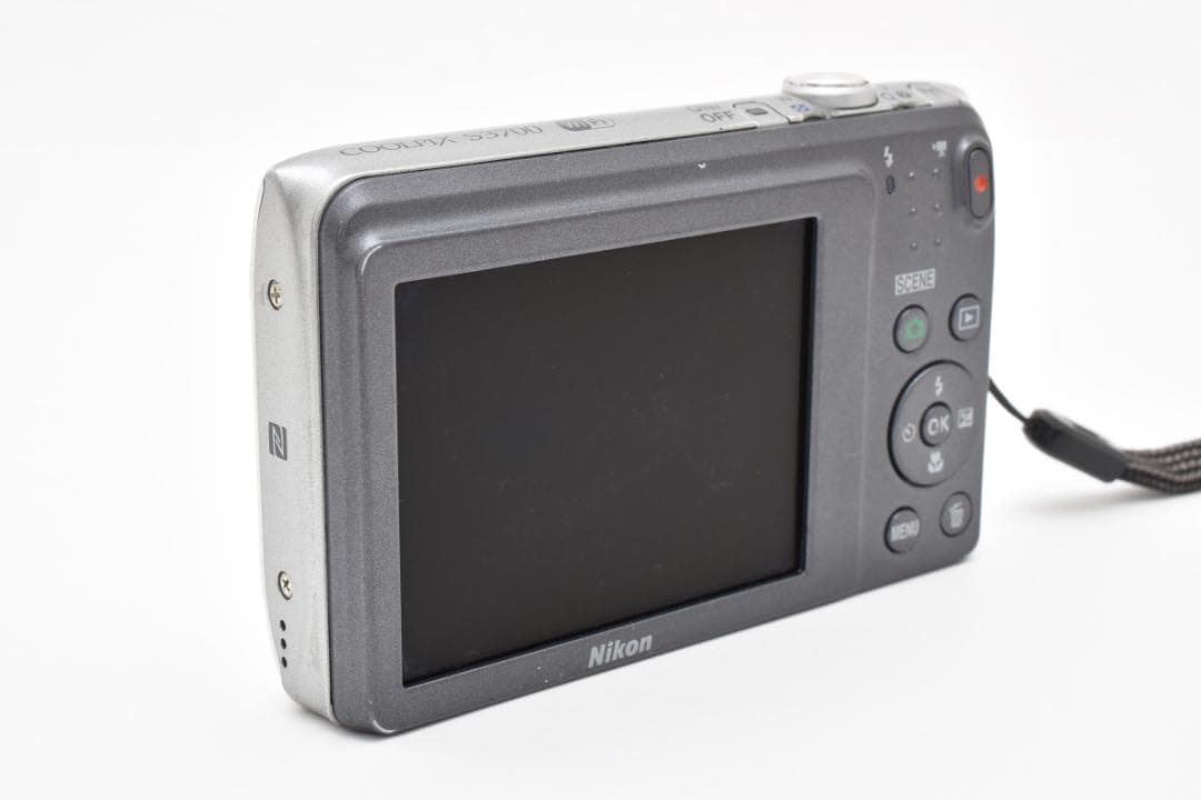 Nikon COOLPIX S3700 シルバー コンパクトデジタルカメラ