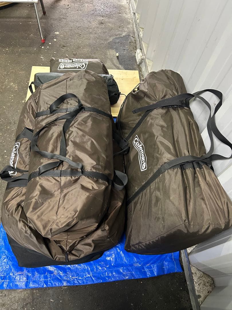 テント・タープ Coleman 4S WIDE 2-ROOM COCOON III